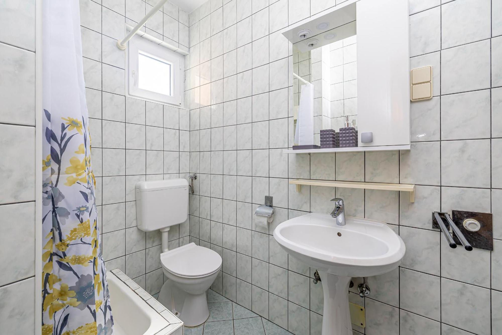 Private Accommodation Stara Baska Exterior photo
